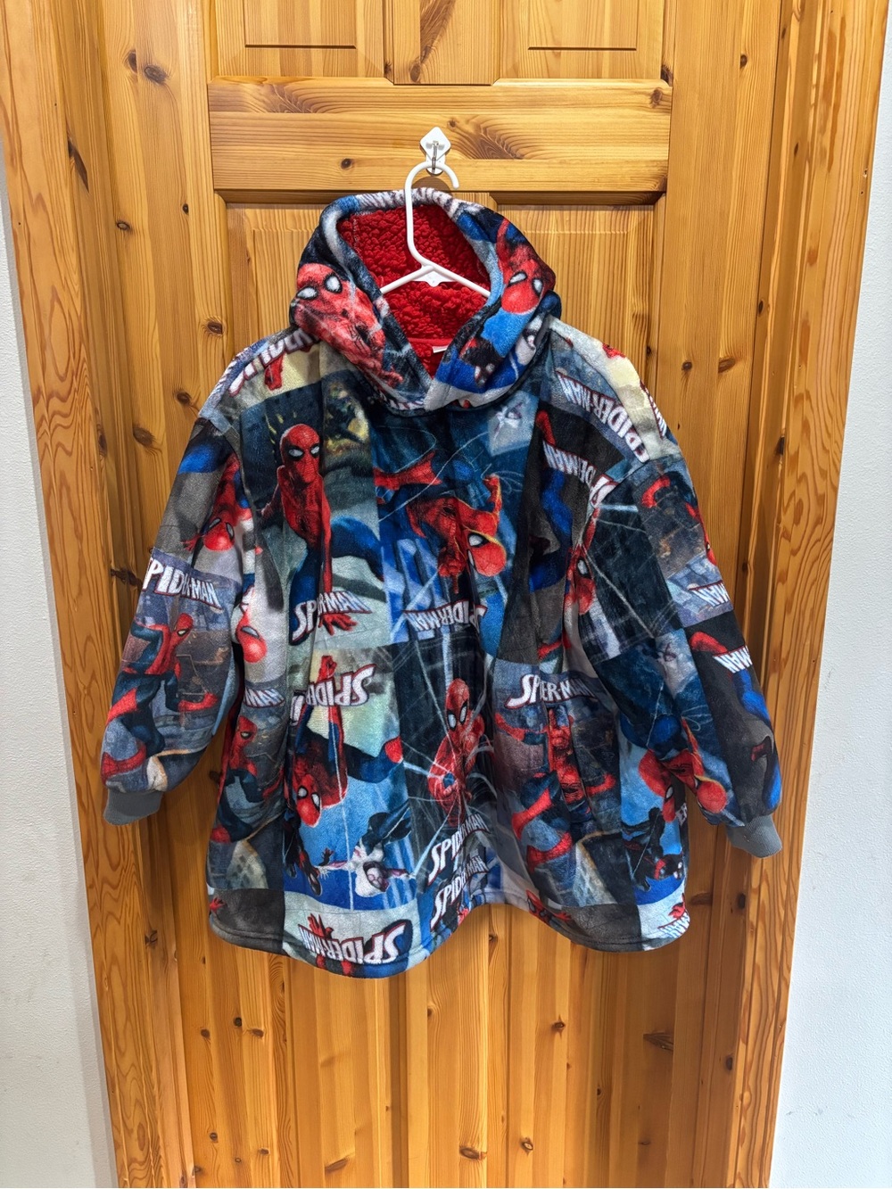 Spider-Man Kids Fleece Wearable Blanket